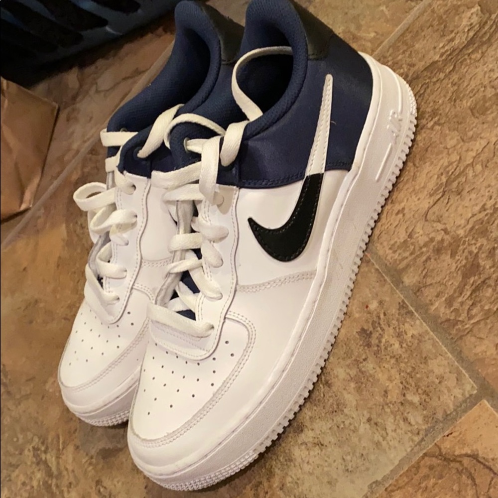 UNLISTED - Picture 3 of 12